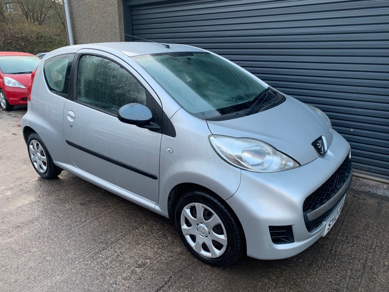 Used PEUGEOT 107 2012 Silver in Dunfermline, Fife Carnegie Cars